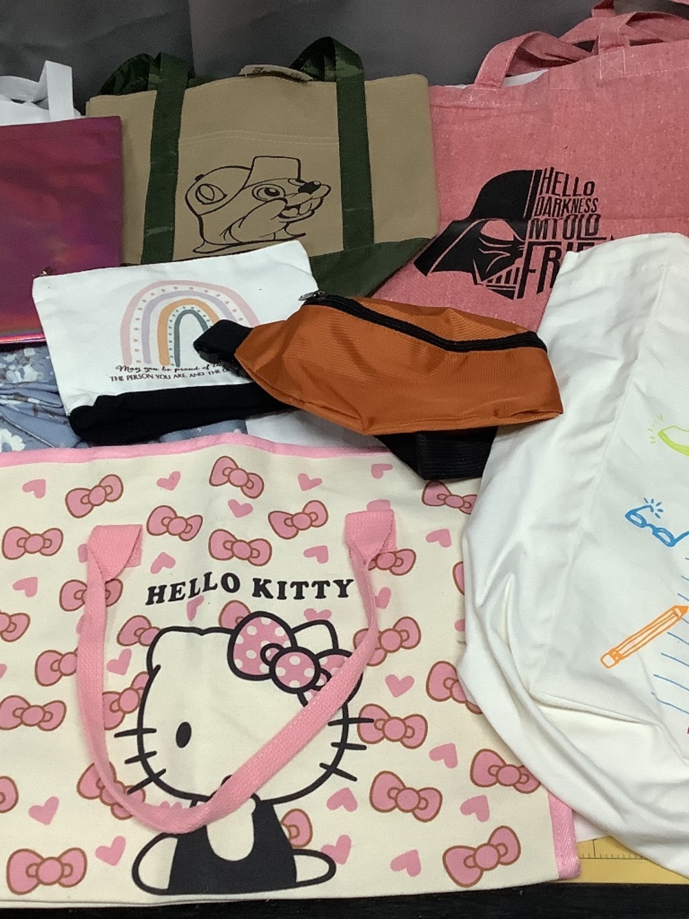 (7) Tote & Other size Bags